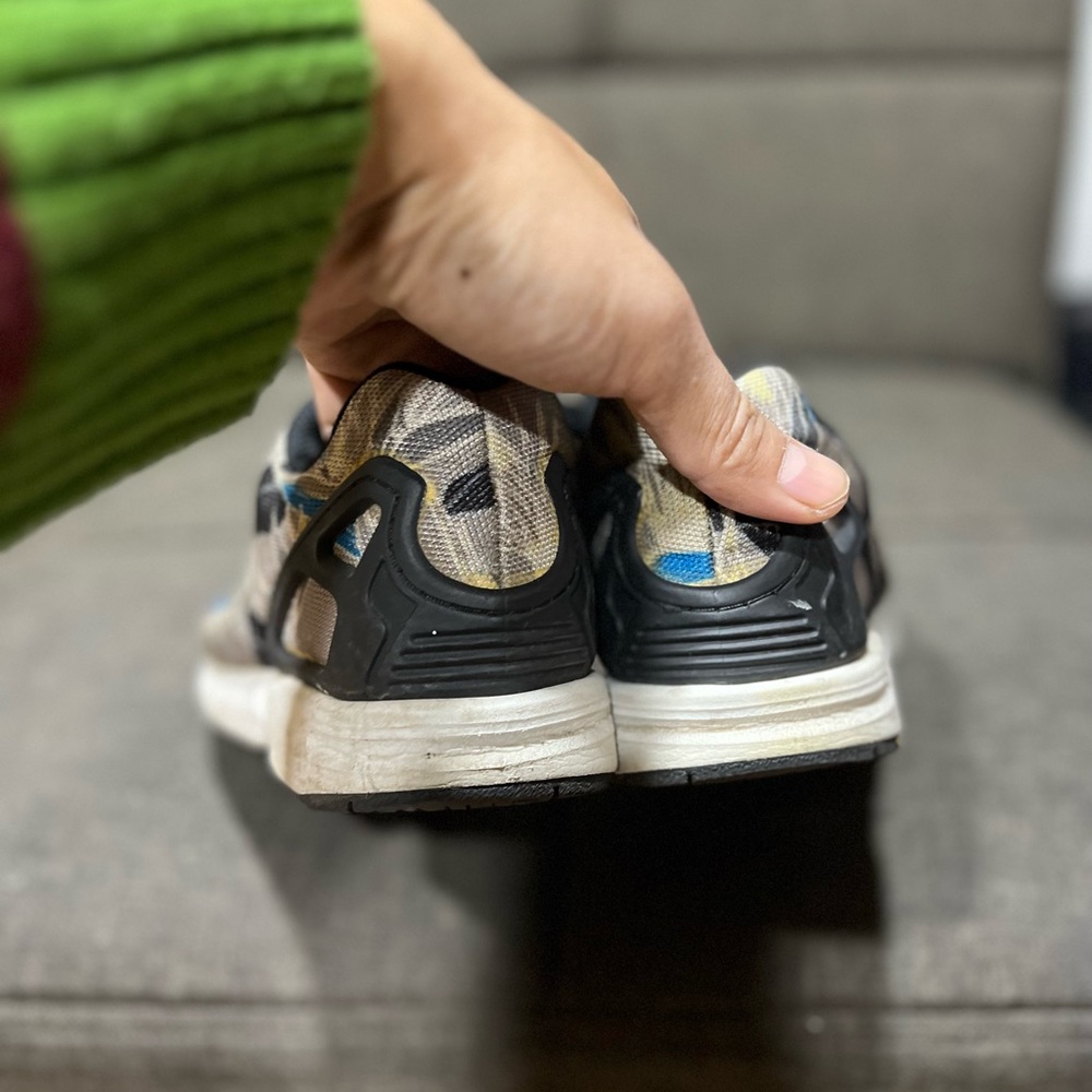 Adidas - Picture 2 of 4